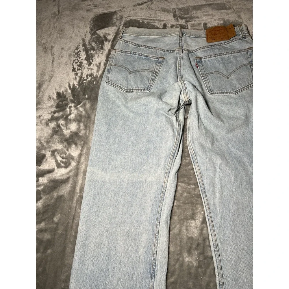 Levi's 501 Jeans Men Size 38x32 (Actually 35x31) Button Fly Denim Made In USA